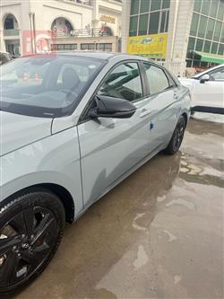 هیۆندای ئەلەنترا